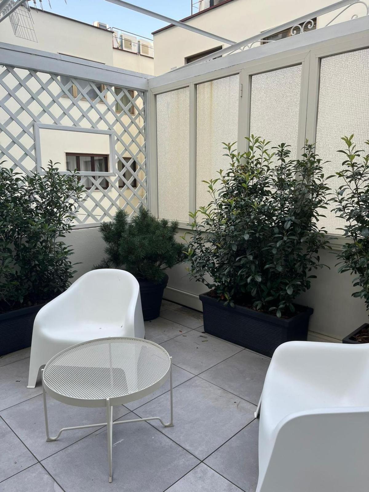 Domus Cervantes Apartment Naples Exterior photo
